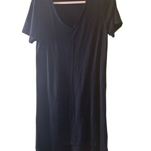 Gap Dress TShirt Womens Sz Medium Classic Black VNeck Midi Comfy Short Sleeve